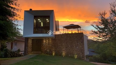 house em Rua das Alfazemas, Bavária - Gramado - RS