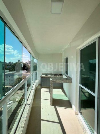 apartment em Rua Ovídio Bradamante Toledo, Tubalina - Uberlândia - MG
