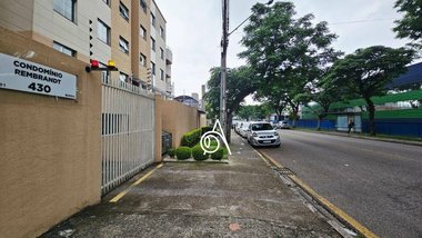 apartment em Rua São Mateus, Portão - Curitiba - PR