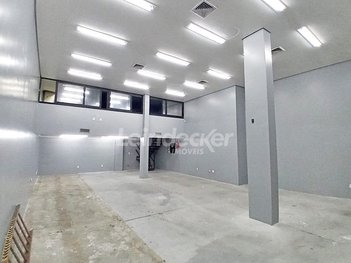 business em Avenida Protásio Alves, Petrópolis - Porto Alegre - RS