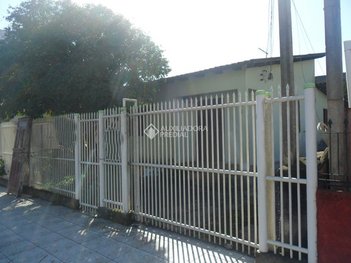 house em Rua Osório Correia, Vila Parque Brasília - Cachoeirinha - RS