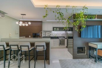 apartment em Rua Valdir Antônio Lopes, Três Figueiras - Porto Alegre - RS