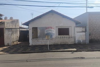 house em Rua Bernardino de Campos, Jardim Belvedere - Araras - SP