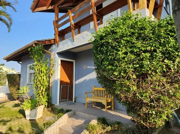 house em Avenida Tucumã, Campeche - Florianópolis - SC