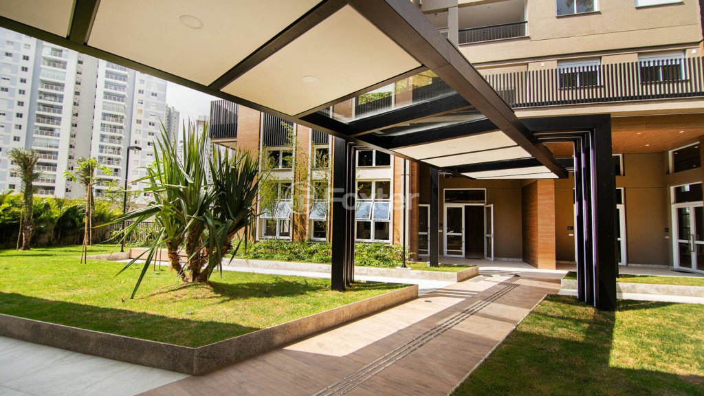 jardim-com-acesso-pavimentado-e-paisagismo