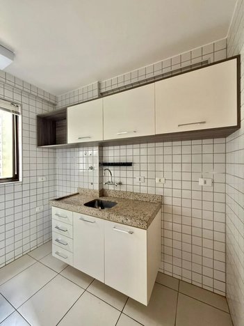 apartment em Avenida João Paulino Vieira Filho, Zona 31 - Maringá - PR