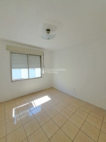 apartment em Avenida Engenheiro Francisco Rodolfo Simch, Sarandi - Porto Alegre - RS