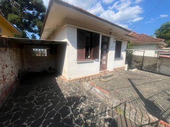 house em Rua Dom Pedrito, Passo da Areia - Porto Alegre - RS