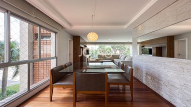 apartment em Rua Petit Carneiro, Água Verde - Curitiba - PR