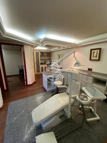 office em Félix da Cunha, Centro - Pelotas - RS