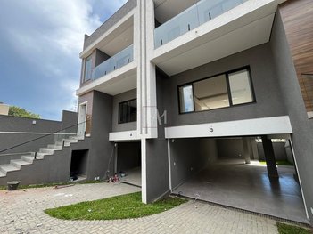 house em Rua Brasílio Bacellar Filho, Tingui - Curitiba - PR
