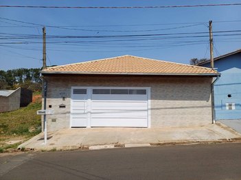 house em Estrada Municipal dos Delegos, Chácara Recreio do Havaí - Botucatu - SP