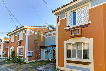 house em Rua Tenente Ary Tarrago, Jardim Itu - Porto Alegre - RS