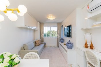 apartment em Alameda Emílio de Menezes, Três Figueiras - Porto Alegre - RS