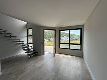 house em Doutor Antônio Luiz Moura Gonzaga, Rio Tavares - Florianópolis - SC