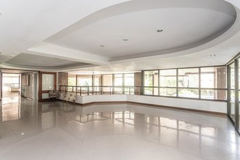apartment em Rua Desembargador Moreno Loureiro Lima, Boa Vista - Porto Alegre - RS