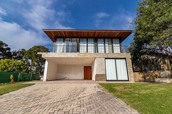 house em Avenida Jacob Valenga, Vila Franca - Piraquara - PR