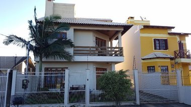 house em Rua Anacleto Prati, Centro - Guaíba - RS