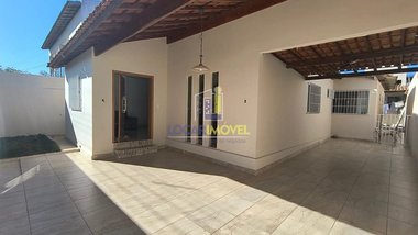 house em Rua Doutor Raimundo Bahia da Nova, Candeias - Vitória da Conquista - BA