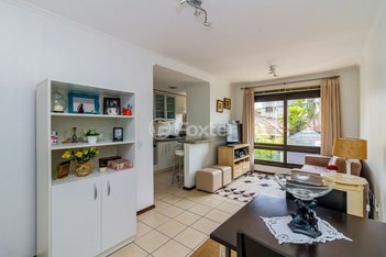 apartment em Rua Liberdade, Rio Branco - Porto Alegre - RS