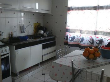 apartment em Rua Santa Catarina, Conjunto Habitacional Presidente Castelo Branco - Carapicuíba - SP
