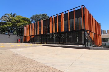 office em Rua Almeida Garret, Jardim São Jorge - Londrina - PR