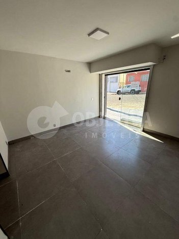 office em Avenida Princesa Izabel, Fundinho - Uberlândia - MG
