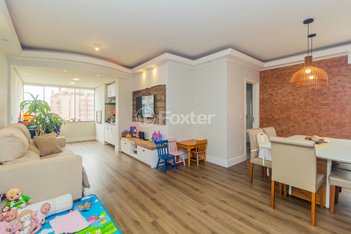 apartment em Avenida General Barreto Viana, Chácara das Pedras - Porto Alegre - RS