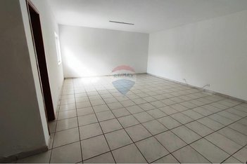 office em Alameda Lucas Nogueira Garcez, Vila Thais - Atibaia - SP