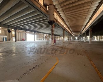 industrial em Rodovia Presidente Dutra, Eugênio de Mello - São José dos Campos - SP