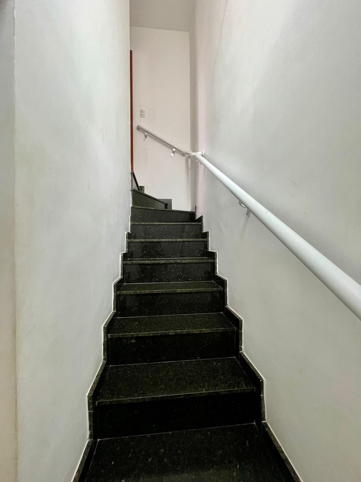 img2