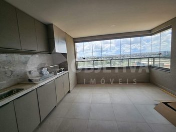 apartment em Avenida Nicomedes Alves dos Santos, Morada da Colina - Uberlândia - MG