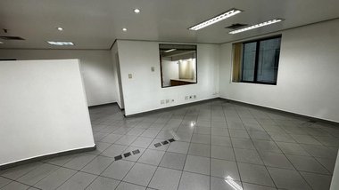 office em Álvaro Rodrigues, Vila Cordeiro - São Paulo - SP