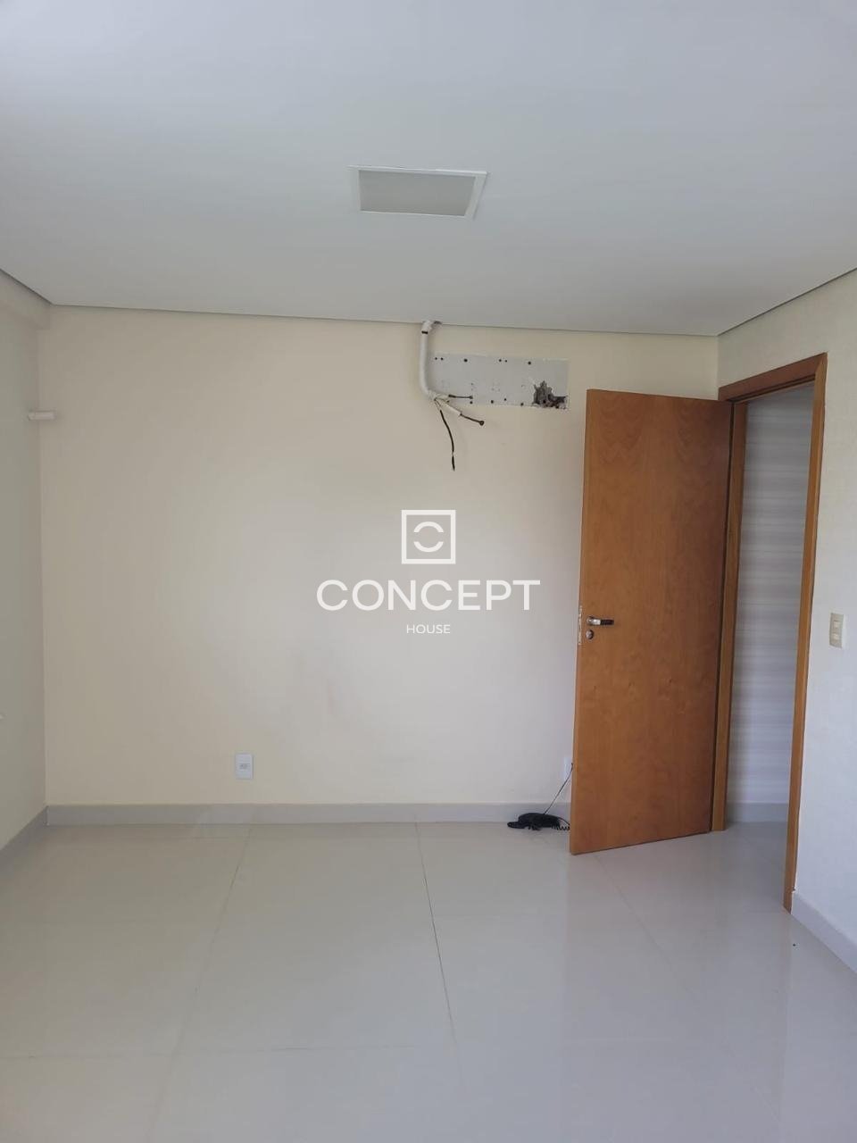 WhatsApp Image 2025-10-06 at 16.17