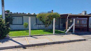 house em Rua Hortências, Rainha do Mar - Xangri-Lá - RS