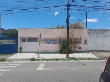 house em Rua Domingos Peneda, Vila Itiberê - Paranaguá - PR
