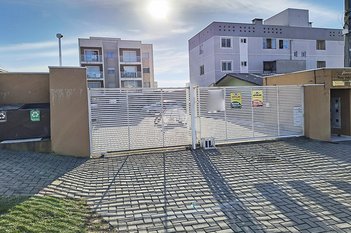 apartment em Rua Irati, Cruzeiro - São José dos Pinhais - PR