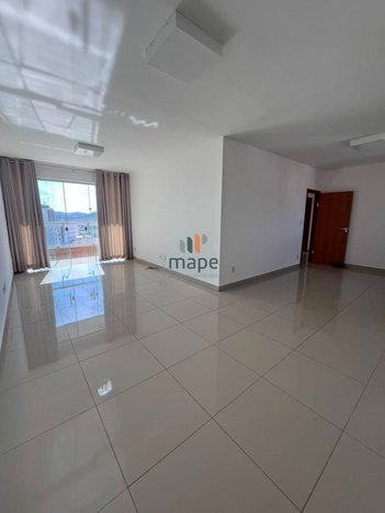 apartment em Rua Godofredo Gonçalves, Centro - Itaúna - MG