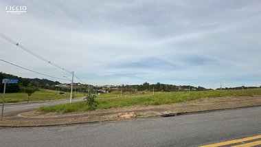 land_lot em Rua Padre Alfredo Bortolini, Condomínio Recanto da Baronesa - São José dos Campos - SP