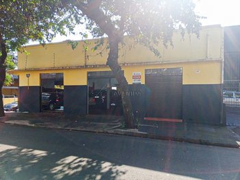 industrial em Avenida Jorge Casoni, Centro - Londrina - PR