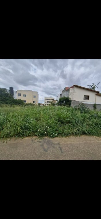 land_lot em Praça Mary Gleide G. Oliveira Silva, Candeias - Vitória da Conquista - BA