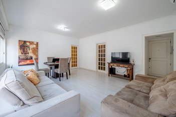 apartment em Rua Mostardeiro, Rio Branco - Porto Alegre - RS