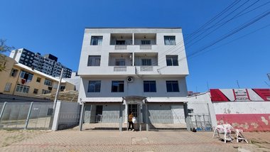 apartment em Vilela Tavares, São João - Porto Alegre - RS
