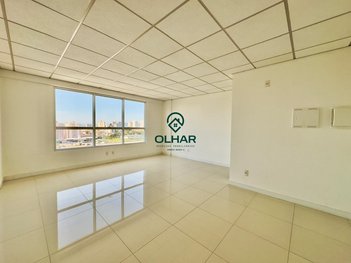 office em Rua Sebastião Furtado Pereira, Barreiros - São José - SC