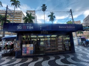 business em Avenida Ana Costa, Gonzaga - Santos - SP