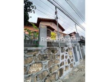 house em Avenida Governador Geremias de Mattos Fontes, Centro - Nova Friburgo - RJ