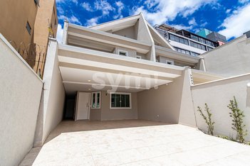 house em Rua dos Josefinos, Água Verde - Curitiba - PR