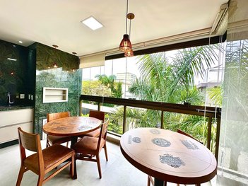 apartment em Rua das Castanhetas, Jurerê Internacional - Florianópolis - SC