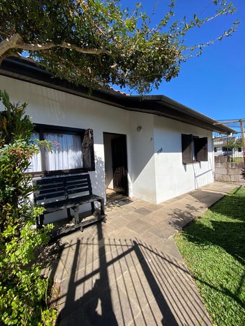 house em Rua Padre Aquilino Franceschet, Santa Lúcia - Caxias do Sul - RS