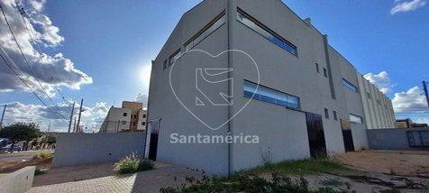 industrial em André Buck, Jardim Padovani - Londrina - PR